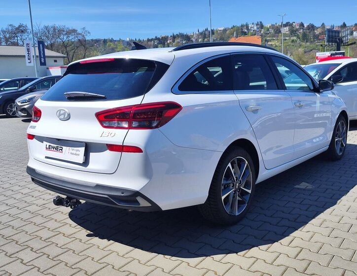 Hyundai i30 Kombi 1,5 l 103 kw
