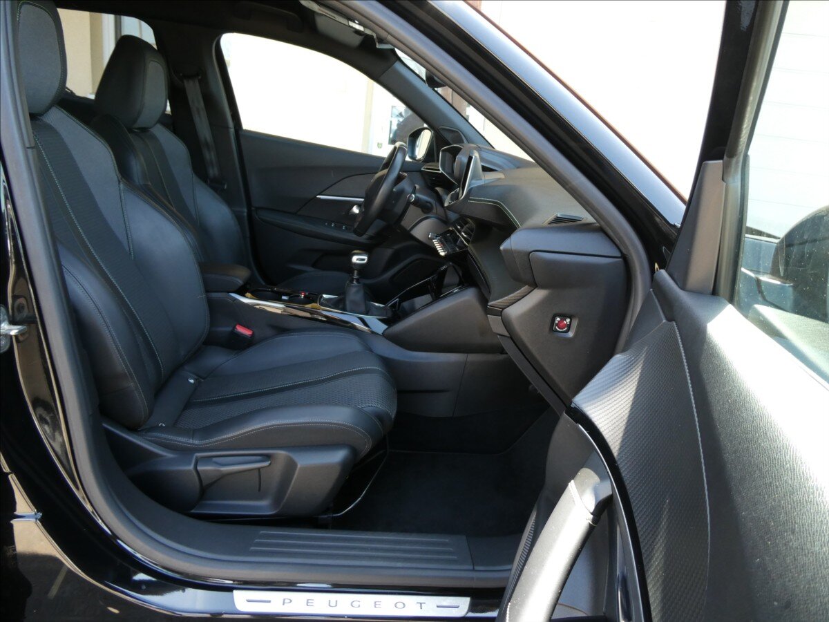 Peugeot 2008 SUV / Terénní 1,2 l 96 kw