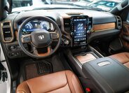 Dodge RAM Pick-up 5,7 l 291 kw