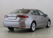 Toyota Corolla Sedan / Limuzína 1,5 l 92 kw