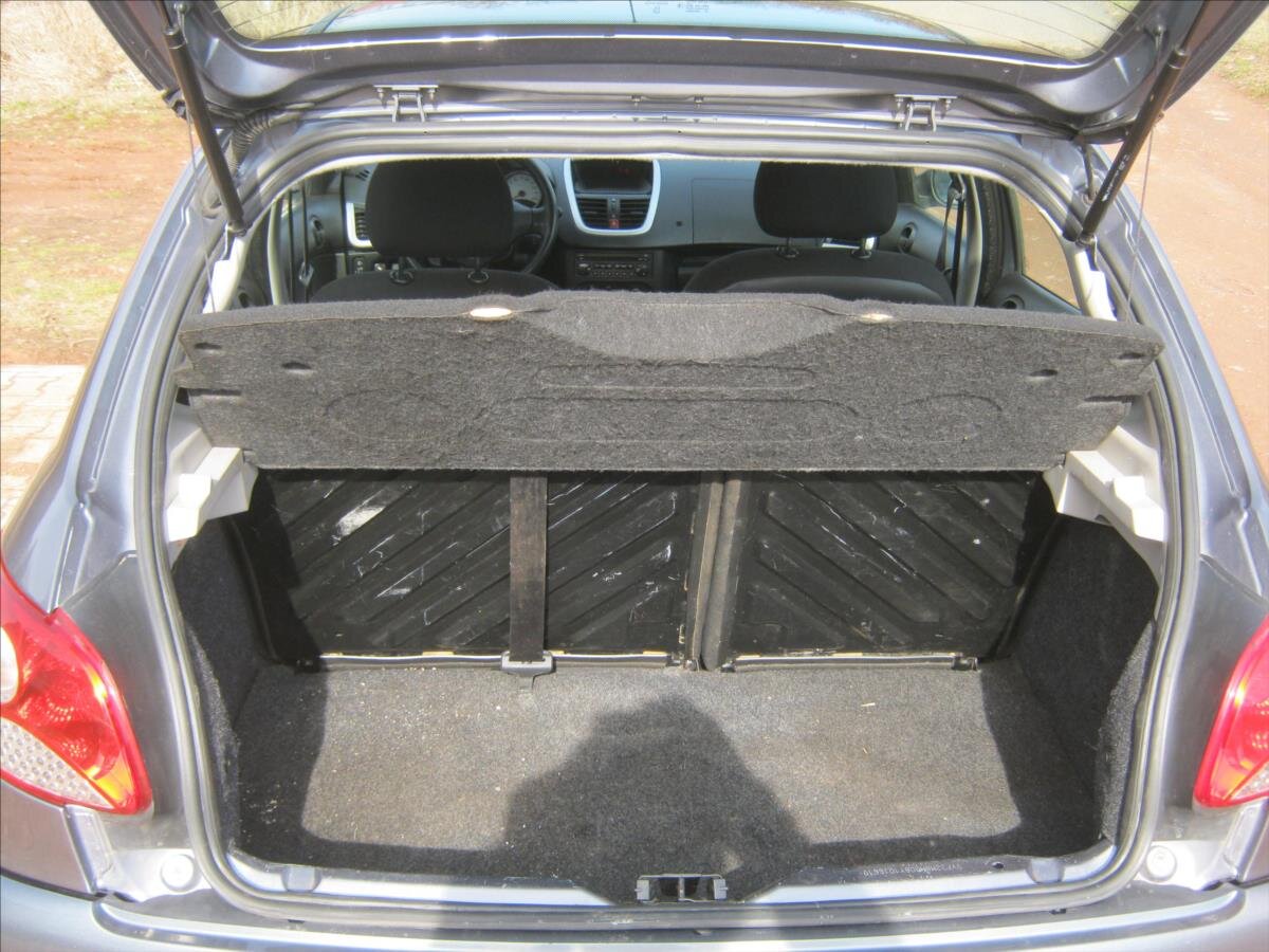 Peugeot 206 Hatchback 1,4 l 50 kw