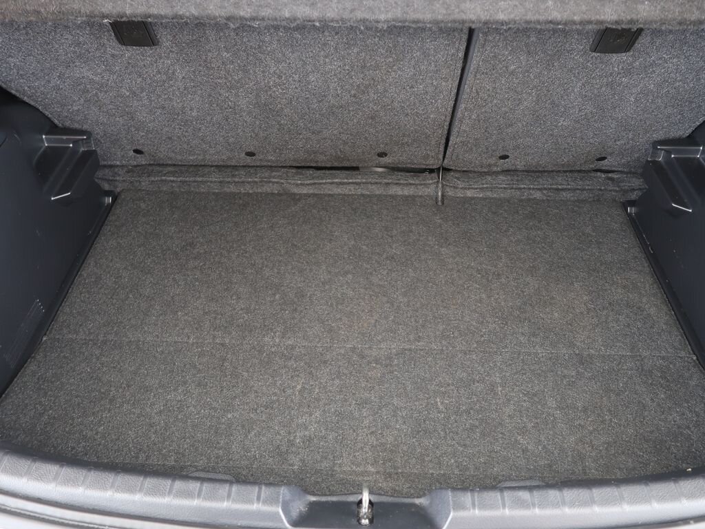 Toyota Yaris Hatchback 1,5 l 54 kw