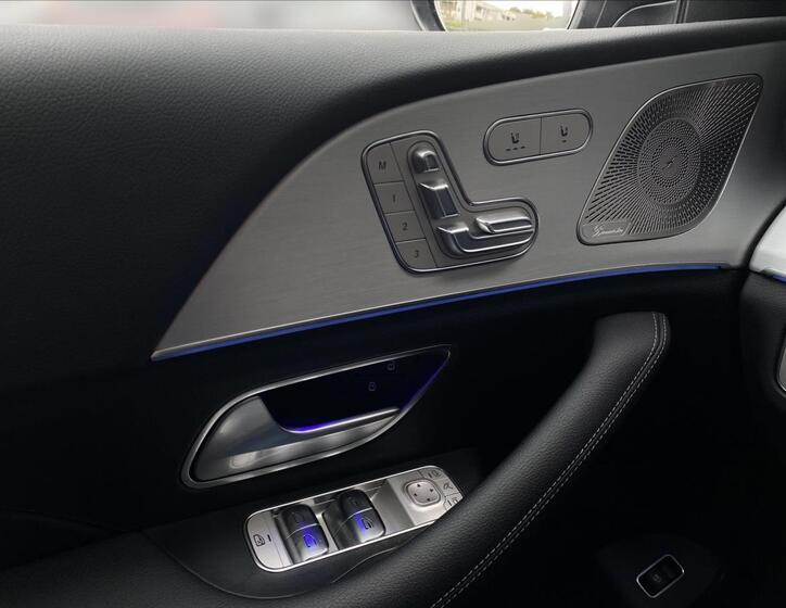 Mercedes-Benz GLE 18