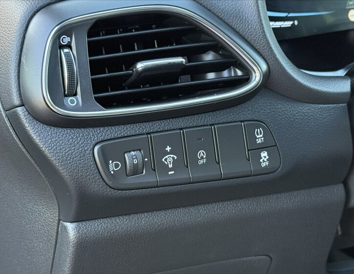 Hyundai i30 Kombi 1,5 l 103 kw