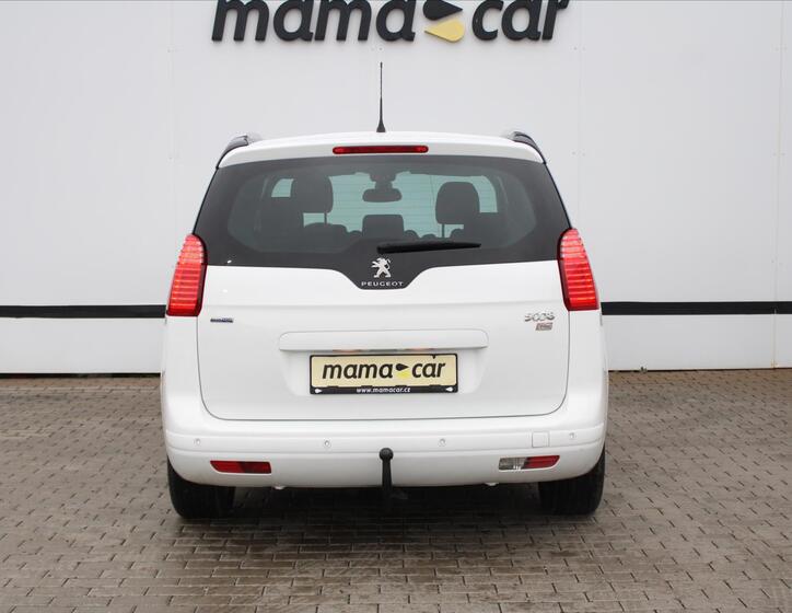 Peugeot 5008 6