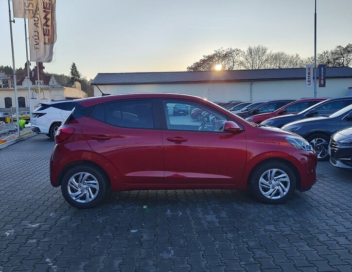 Hyundai i10 Hatchback 1,2 l 62 kw