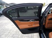 BMW Řada 7 17