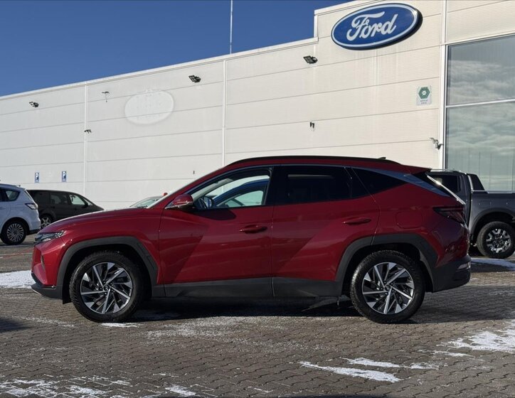 Hyundai Tucson SUV 1,6 l 110 kw