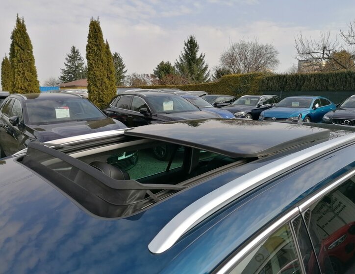 Volkswagen Passat Kombi 2,0 l 90 kw