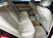 Lexus ES 300h Sedan / Limuzína 3,0 l 116 kw