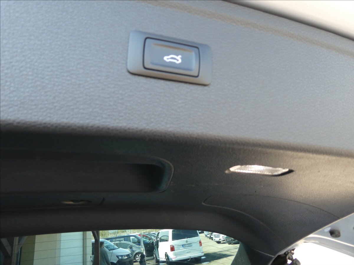 Audi Q5 SUV / Terénní 2,0 l 120 kw