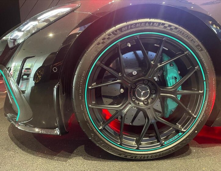 Mercedes-Benz AMG GT Kupé 4,0 l 450 kw