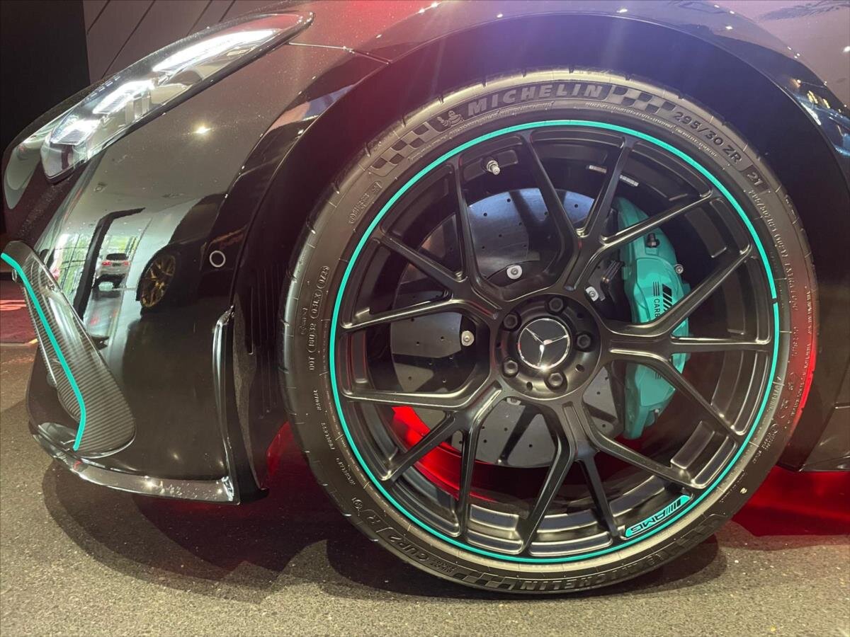 Mercedes-Benz AMG GT Kupé 4,0 l 450 kw