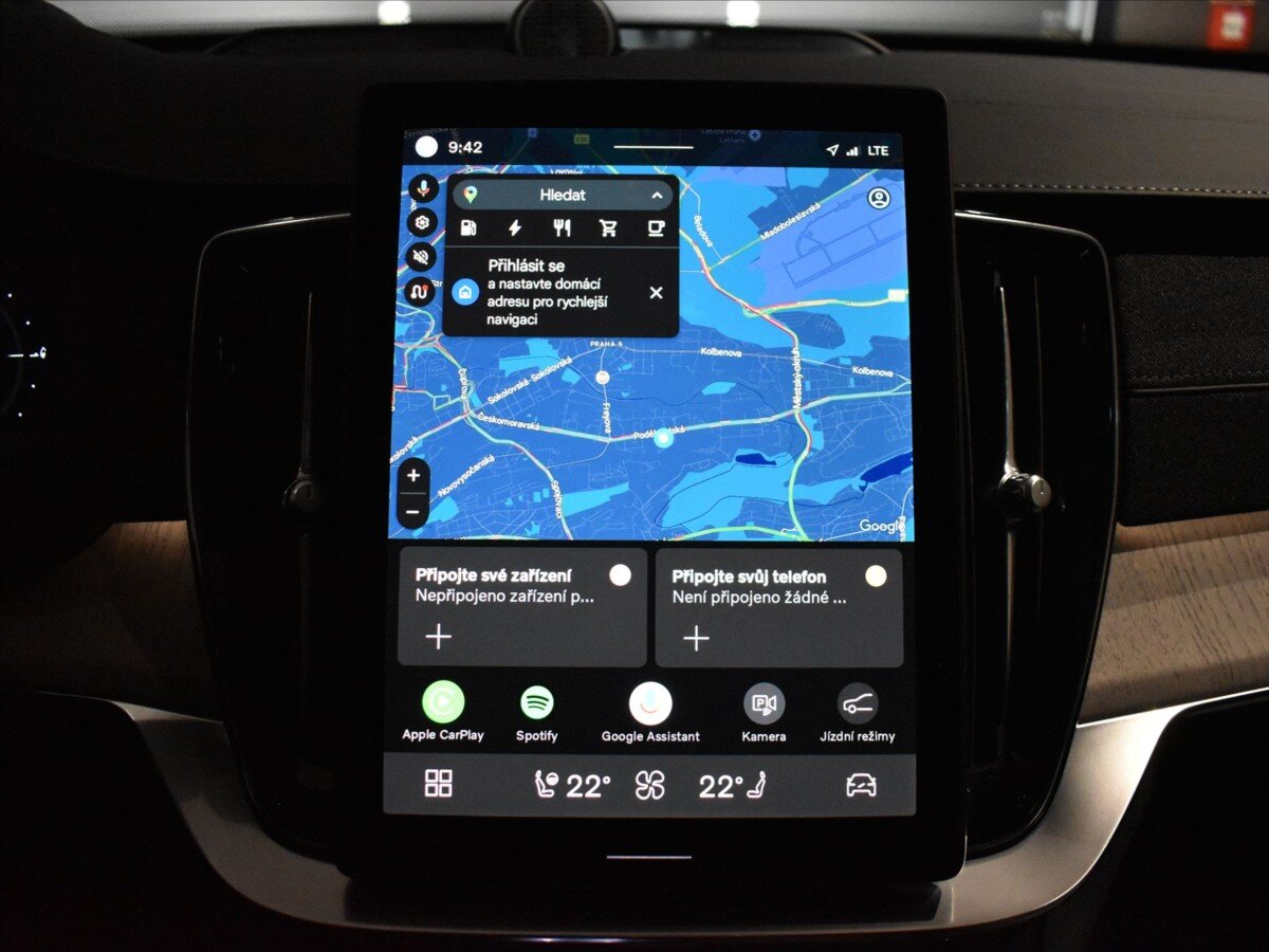 Volvo XC90 SUV / Terénní 2,0 l 228 kw