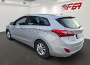 Hyundai i30 4