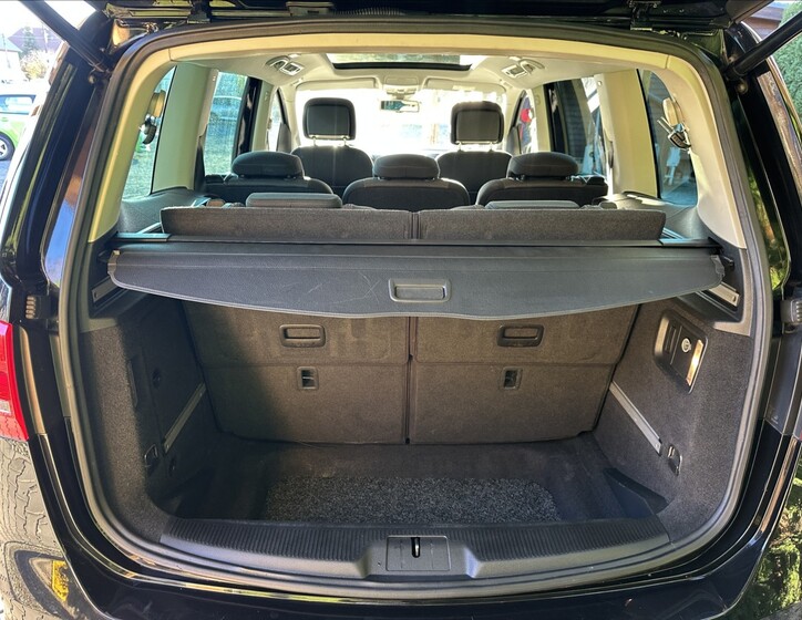 Volkswagen Sharan 17