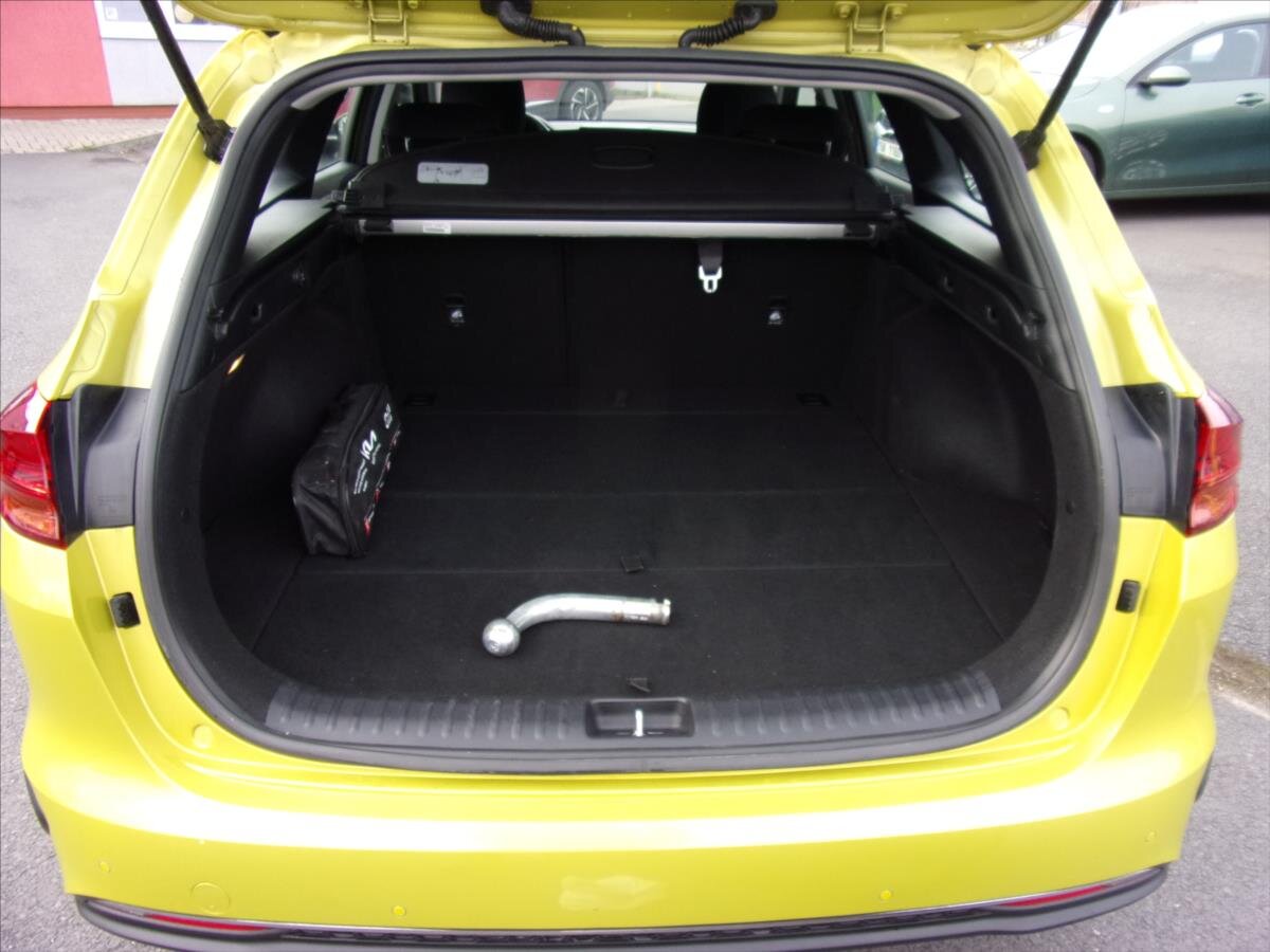 KIA Ceed Kombi 1,5 l 117 kw