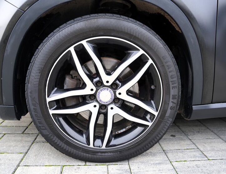 Mercedes-Benz GLA 14