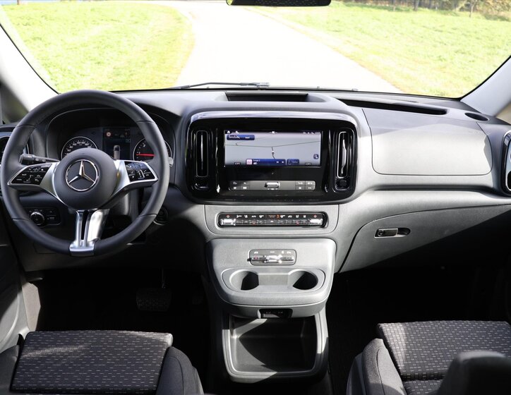 Mercedes-Benz Vito Kombi 2,0 l 174 kw