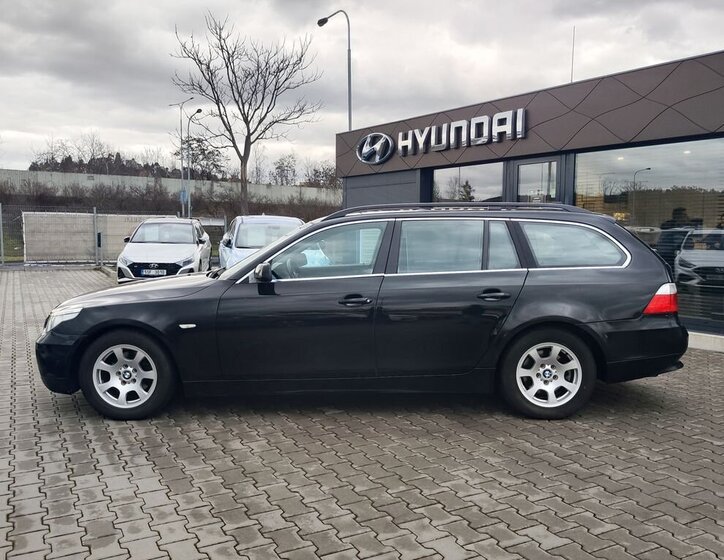 BMW Řada 5 Kombi 2,5 l 130 kw