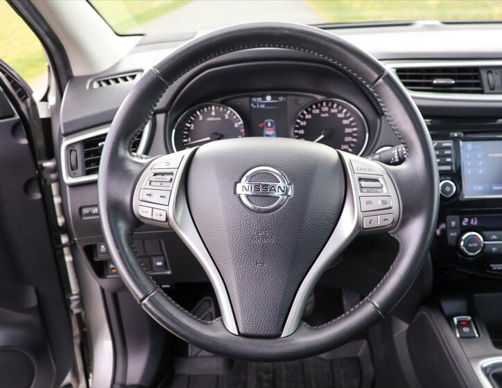 Nissan Qashqai SUV / Terénní 1,2 l 85 kw