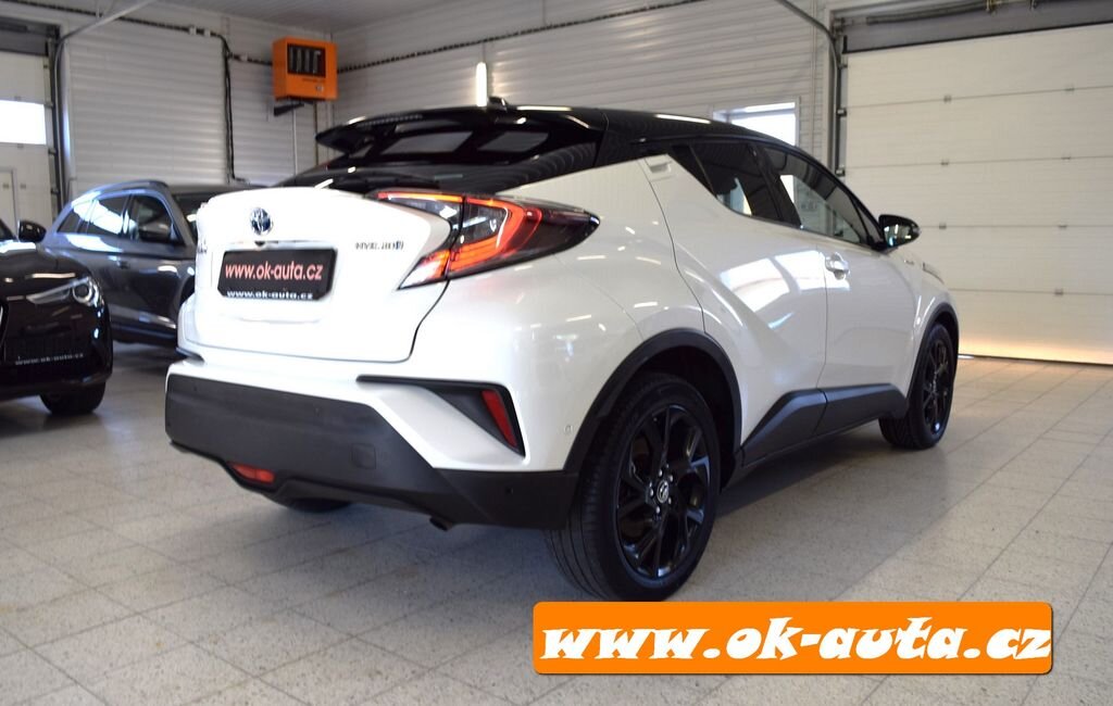 Toyota C-HR Hatchback 1,8 l 0