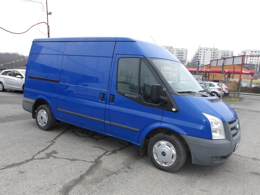 Ford Transit Skříň 2,2 l 63 kw