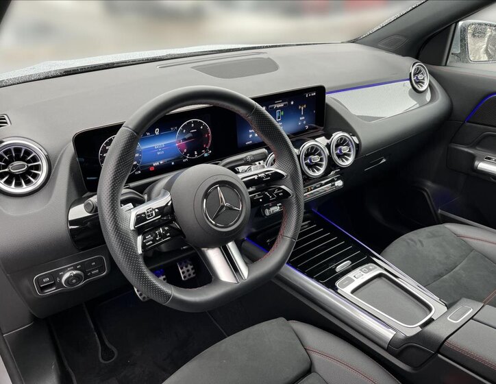 Mercedes-Benz GLA SUV 2,0 l 110 kw
