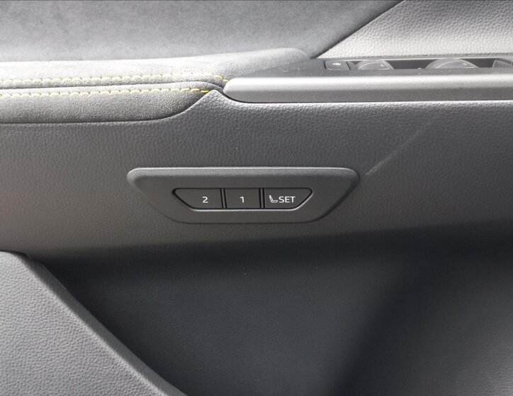 Toyota C-HR SUV 2,0 l 112 kw