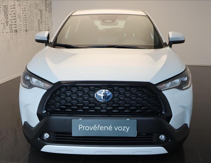 Toyota Corolla Cross 3