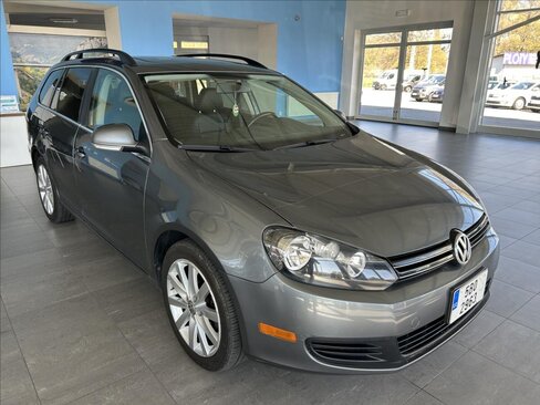 Volkswagen Golf Kombi 2,0 l 103 kw