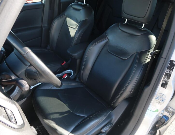 Jeep Renegade SUV 2,0 l 103 kw