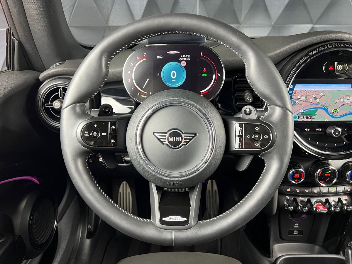 Mini Cooper Hatchback 2,0 l 170 kw