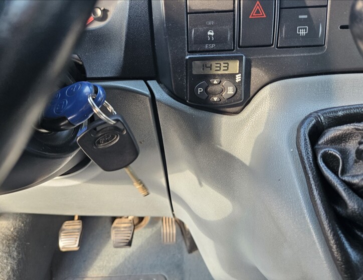 Ford Transit 13