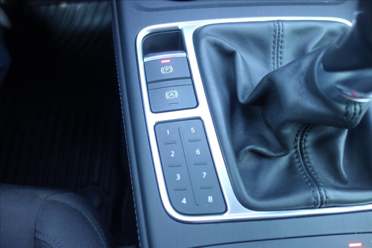 Audi A4 Sedan / Limuzína 2,0 l 110 kw