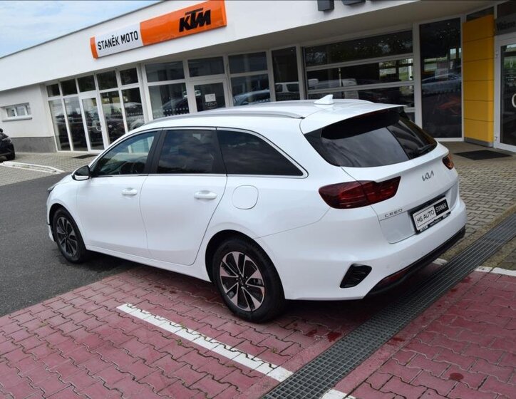 KIA Ceed 13