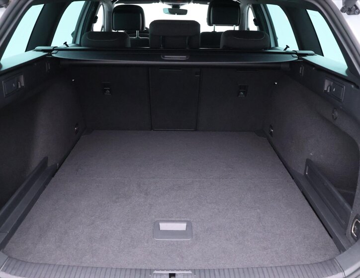 Volkswagen Passat Kombi 2,0 l 147 kw