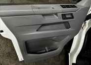Volkswagen Transporter Kombi 2,0 l 81 kw