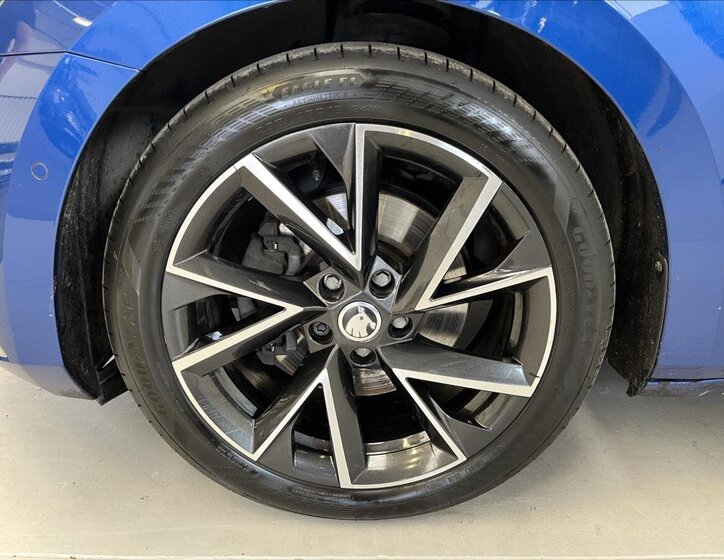 Škoda Superb Liftback 2,0 l 147 kw