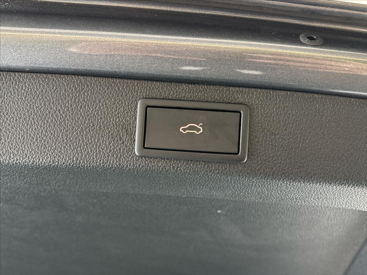 Škoda Superb Kombi 2,0 l 140 kw