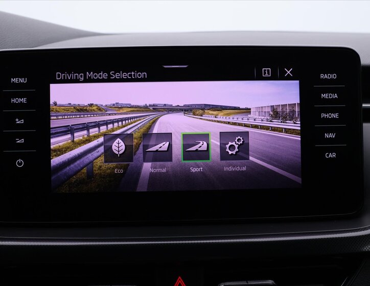 Škoda Scala Hatchback 1,6 l 85 kw