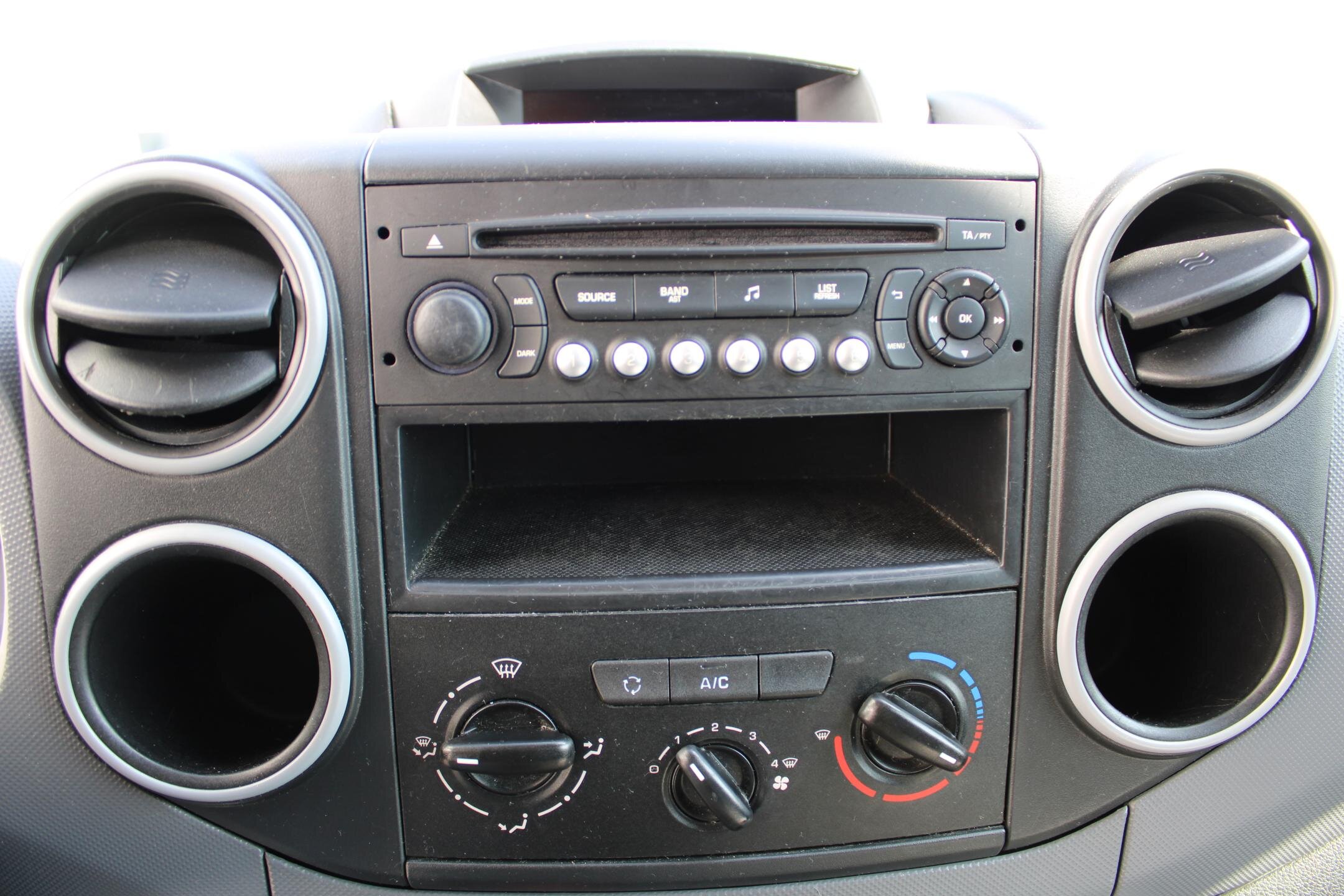 Peugeot Partner Ostatní 1,6 l 73 kw