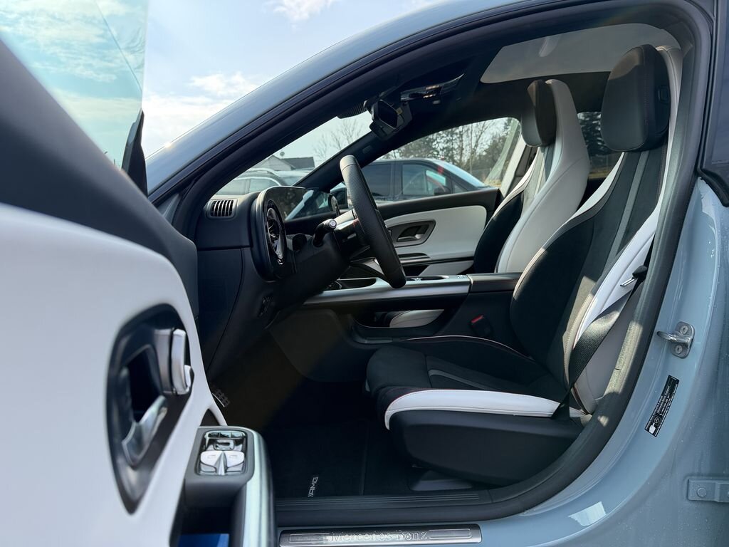 Mercedes-Benz CLA Sedan / Limuzína 1,5 l 120 kw