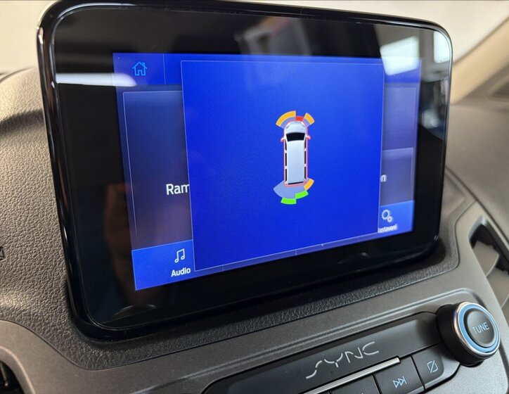 Ford Tourneo Connect Kombi 1,5 l 88 kw