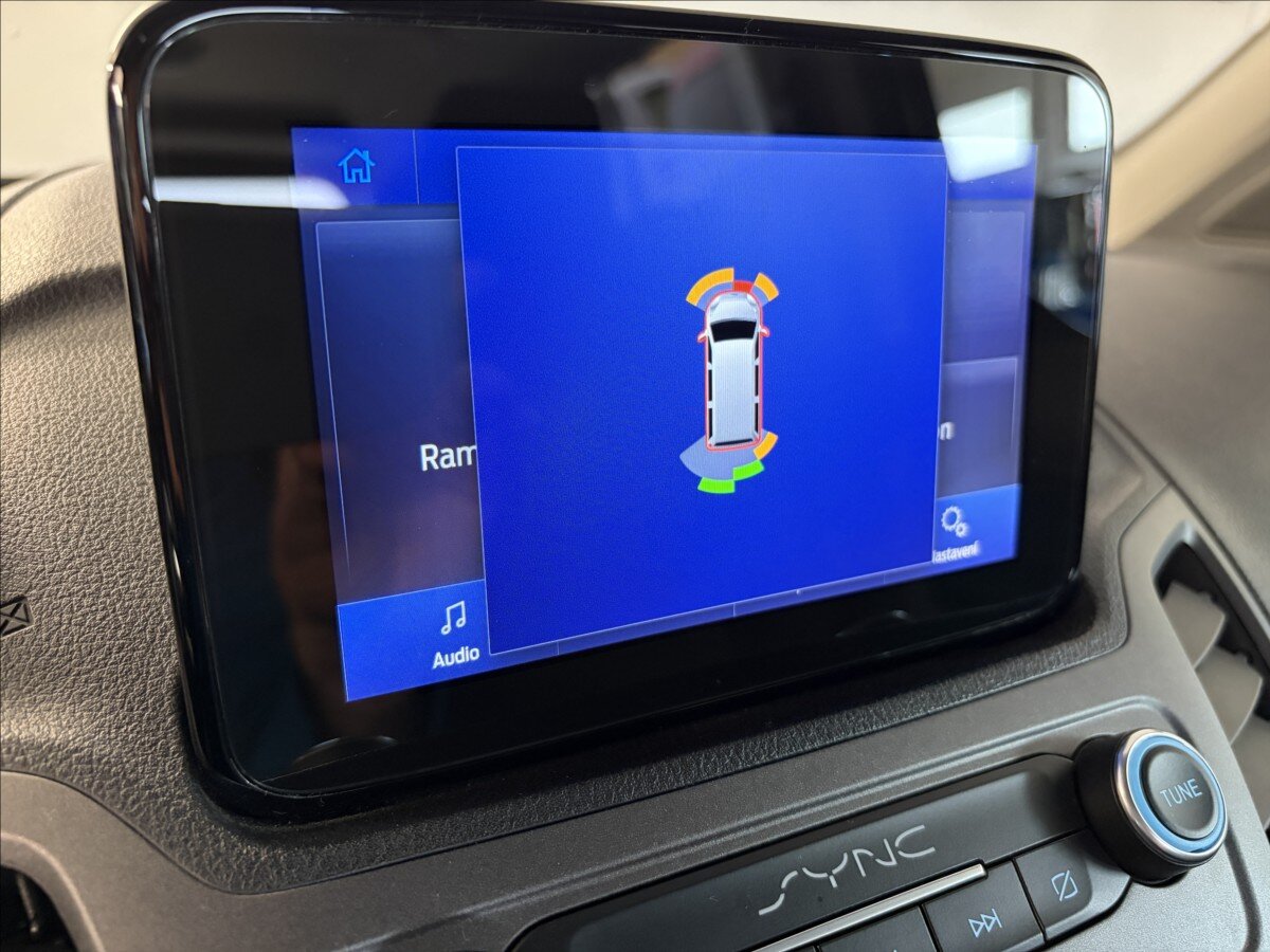 Ford Tourneo Connect Kombi 1,5 l 88 kw