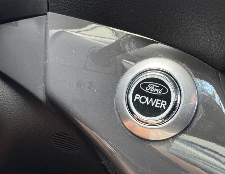 Ford Kuga MPV 2,0 l 103 kw