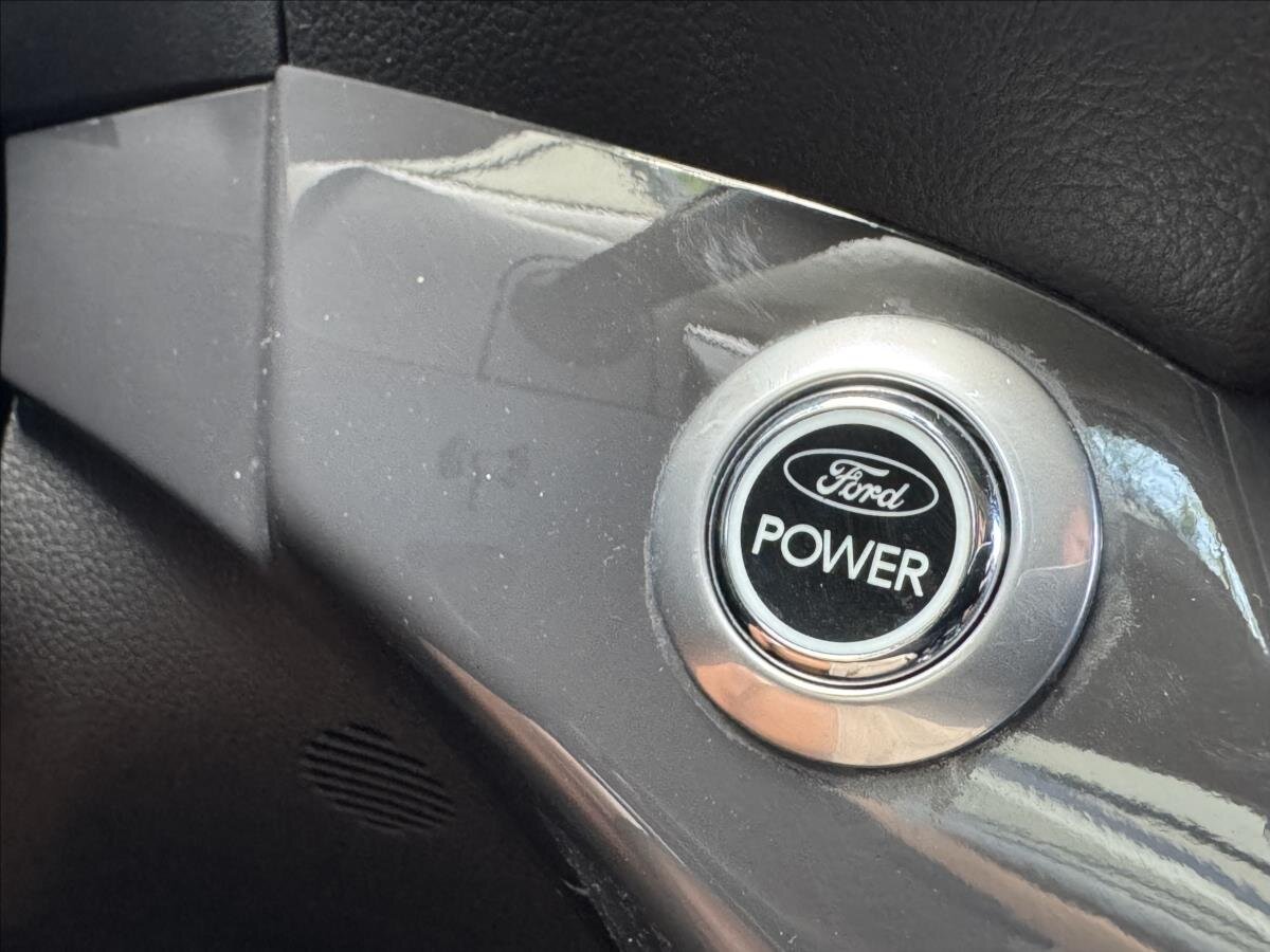 Ford Kuga MPV 2,0 l 103 kw