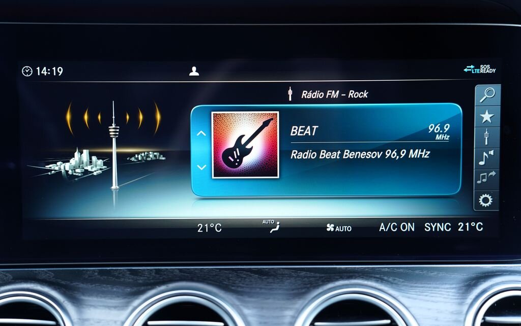 Mercedes-Benz Třídy E Sedan 2,0 l 143 kw