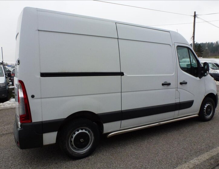 Renault Master 8