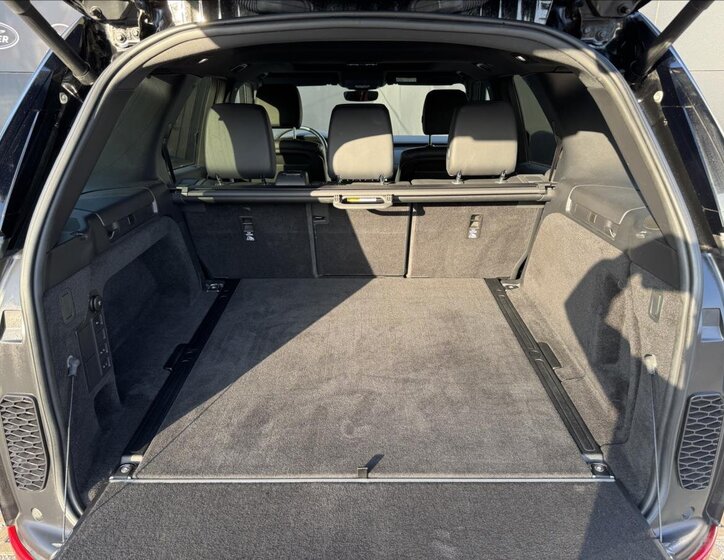 Land Rover Discovery SUV / Terénní 3,0 l 225 kw